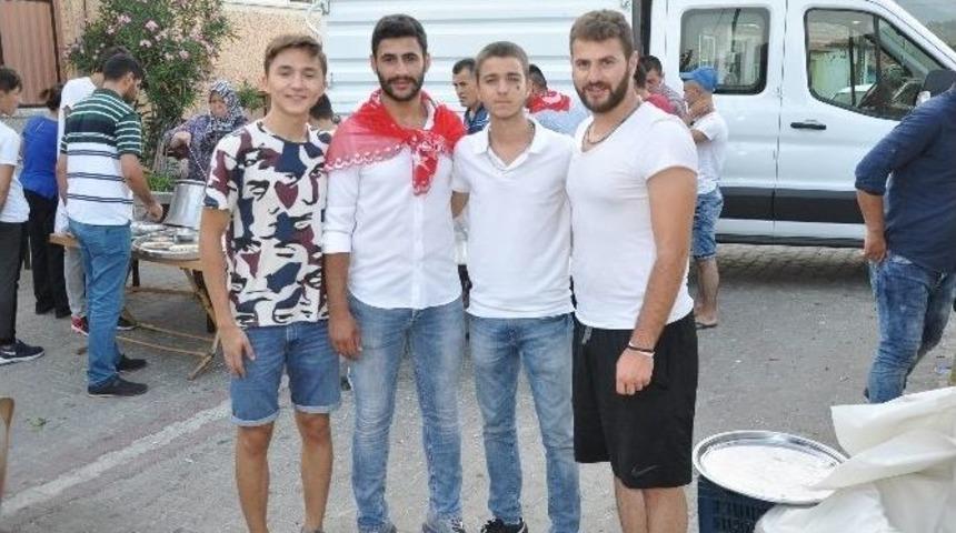 Kırkağa&ccedil;lı Gen&ccedil;ler Birliklerine Uğurlandı