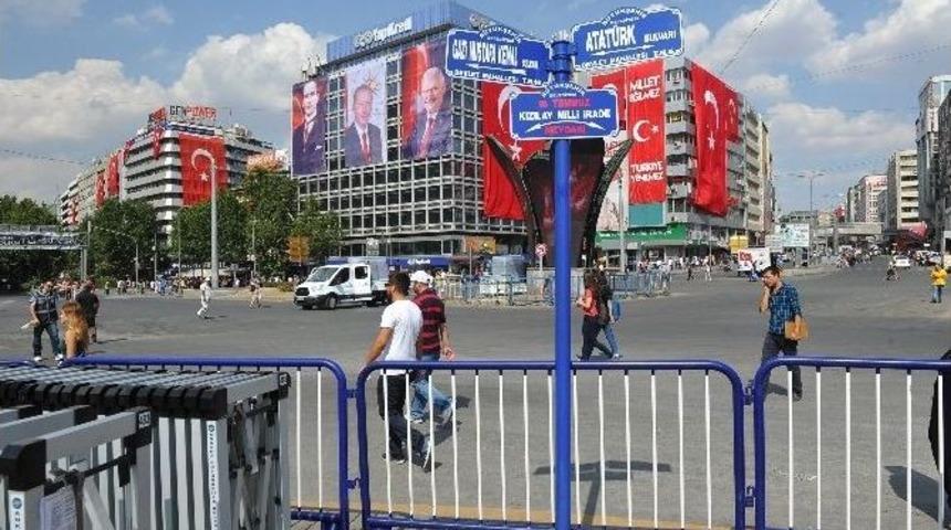 Kızılay Meydanı&rsquo;nın Adı &rsquo;15 Temmuz Kızılay Milli İrade Meydanı&rsquo; Oldu