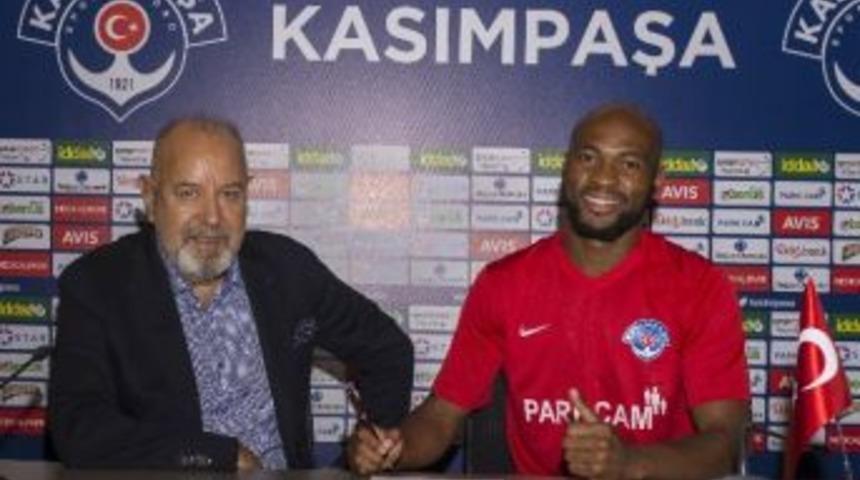 Kasımpaşa&rsquo;ya Kamerunlu Santrafor