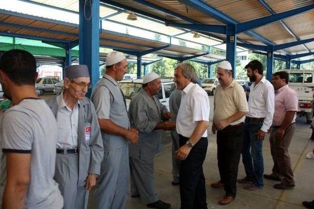 Osmanelili Hacı Adayları Kutsal Topraklara Dualarla Uğurlandı