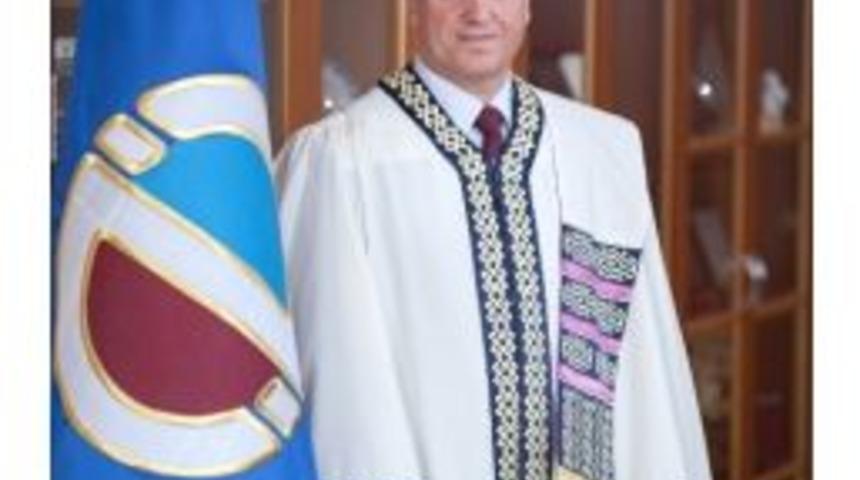 Rekt&ouml;r G&uuml;ndoğan&rsquo;dan D&uuml;nyadaki A&ccedil;ık Ve Uzaktan &Ouml;ğretim Yapan &Uuml;niversitelerin &Uuml;yesi Bulundukları Uluslararası Kuruluşlara 15 Temmuz Mektubu