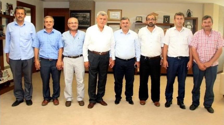 Başkan Karaosmanoğlu, Başiskele Muhtarlarıyla Bir Araya Geldi