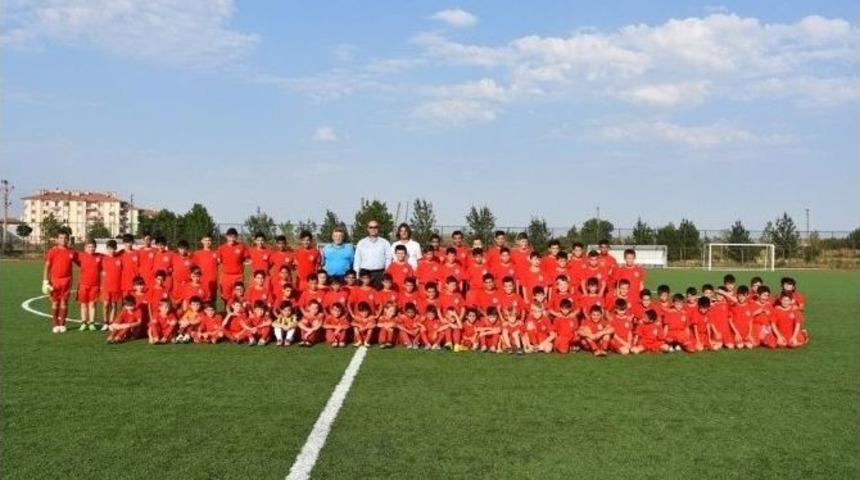 Hayrabolu Belediye Başkanı Altayoğlu&rsquo;dan Yaz Spor Okuluna Ziyaret