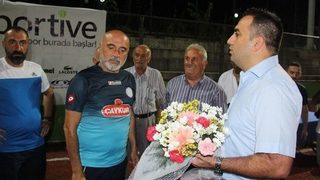 Hikmet Karaman, Veteranlar Futbol Turnuvası’nda Sakatlandı