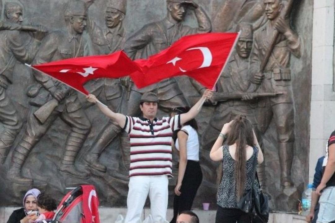 Kayseri&rsquo;de On Binlerce Kişi Ankara&rsquo;daki Duaya &rsquo;amin&rsquo; Dedi