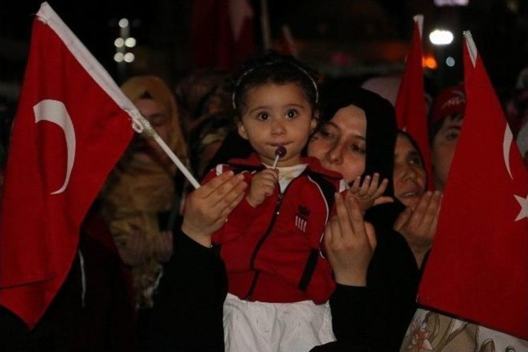 Sivas&rsquo;ta 27 G&uuml;nl&uuml;k Demokrasi N&ouml;beti Sona Erdi