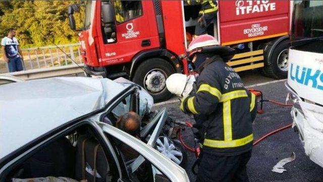 Fatsa’da Trafik Kazası: 2 Ölü, 1 Yaralı