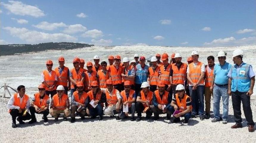 Afganistanlı Maden Ve Jeoloji M&uuml;hendislerine Eti Maden Kırka Bor İşletmesine Teknik Gezi