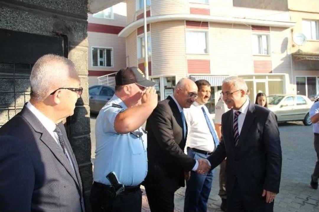 Manisa Valisi G&uuml;ven&ccedil;er&rsquo;den Demirci&rsquo;ye Ziyaret