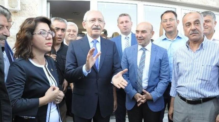 Chp Genel Başkanı Kemal Kılı&ccedil;daroğlu, Yaratıcı Yazarlar Merkezi&rsquo;ni Gezdi