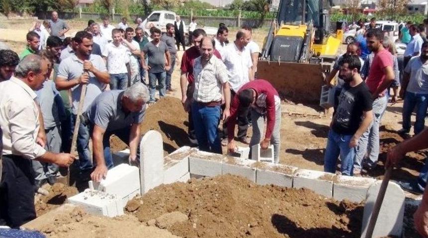 Mardin&rsquo;in Kızıltepe İl&ccedil;esinde Pkk&rsquo;nın Hain Saldırısında Hayatını Kaybedenler Defnedildi