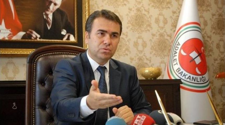 Burdur&rsquo;da Fet&ouml; İle Bağlantılı 78 Kişi Tutuklandı