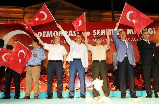 Torbalı’ya Demokrasi Performansı Teşekkürü