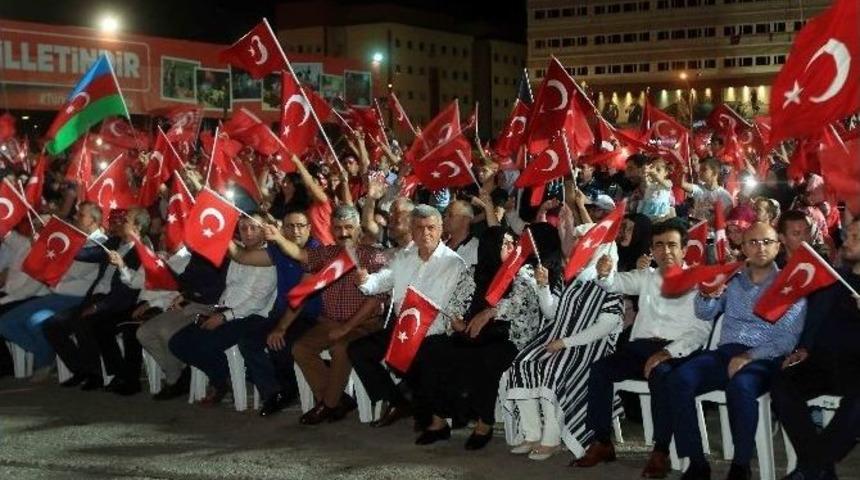 Başkan Karaosmanoğlu, Milli İrade Ve Demokrasi N&ouml;betine Katıldı