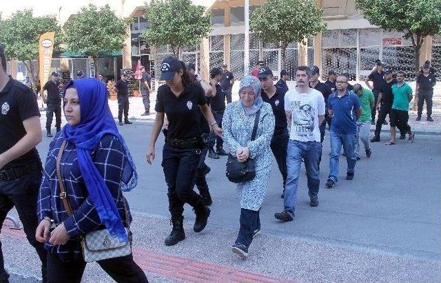 Fetö Operasyonunda Gözaltına Alınan 26 Adliye Personeli Adliyeye Sevk Edildi