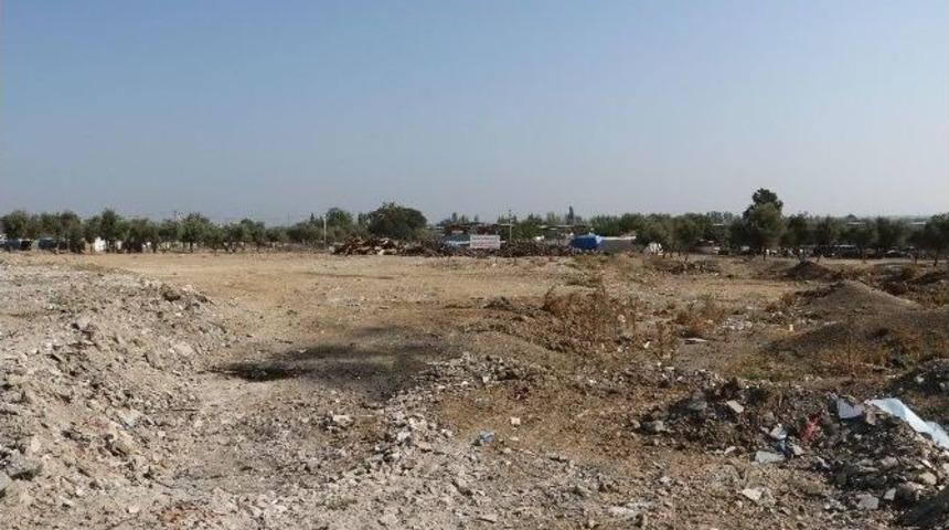 B&uuml;y&uuml;kşehir&rsquo;den 100 Bin Tonluk Moloz Temizliği