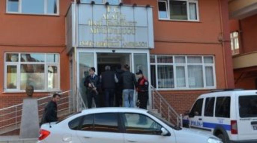 Alaplı&rsquo;da G&ouml;zaltına Alınan İstihbarat&ccedil;ı Y&uuml;zbaşı Serbest Bırakıldı