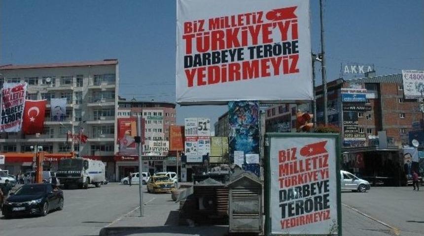 Beşyol&rsquo;daki Polis Bariyerleri Ve Platform Kaldırılıyor