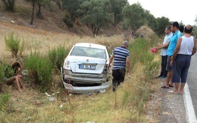 Milas’ta Otomobil Takla Attı; 2 Yaralı