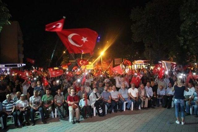 Çankırı’da Demokrasi Nöbetine Binlerce Kişi Katıldı