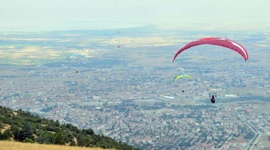Akşehir 4. Xc Open T&uuml;rkiye Yama&ccedil; Paraş&uuml;t&uuml; Mesafe Şampiyonası 12 Ağustosta Başlıyor