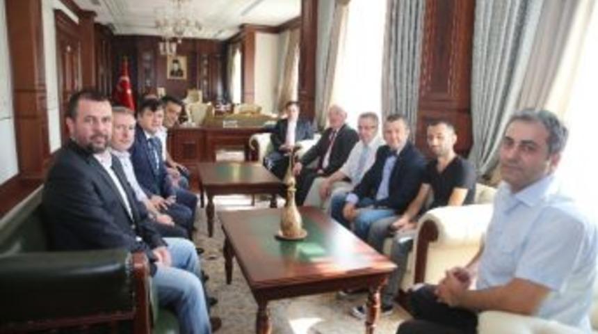 Vali İzzettin K&uuml;&ccedil;&uuml;k, Darbe Girişiminde Yaşananları Anlattı