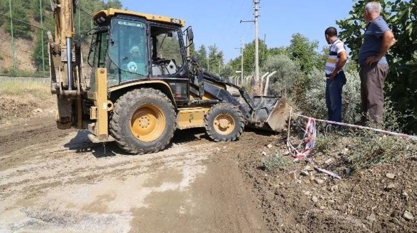 Turgutlda Şiddetli Yağmur Sonrası Yaralar Sarılıyor