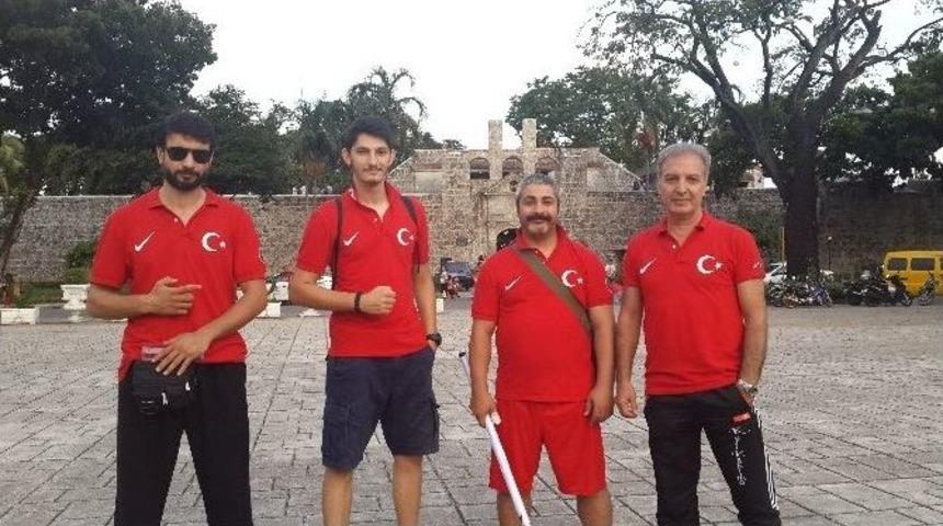 T&uuml;rk Sporcular Filipinler&rsquo;de Yapılan Kali Escrima D&uuml;nya Şampiyonası&rsquo;nda B&uuml;y&uuml;k Başarı Elde Etti