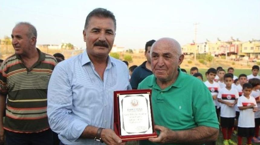 Kuvayi Milliye Spor Kul&uuml;b&uuml;&rsquo;nden, Başkan Tuna&rsquo;ya Teşekk&uuml;r Plaketi
