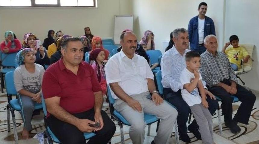 Başkan Polat, Rabia Parkındaki Esma Biltaci K&uuml;lt&uuml;r Ve Sanat Merkezini Ziyaret Etti