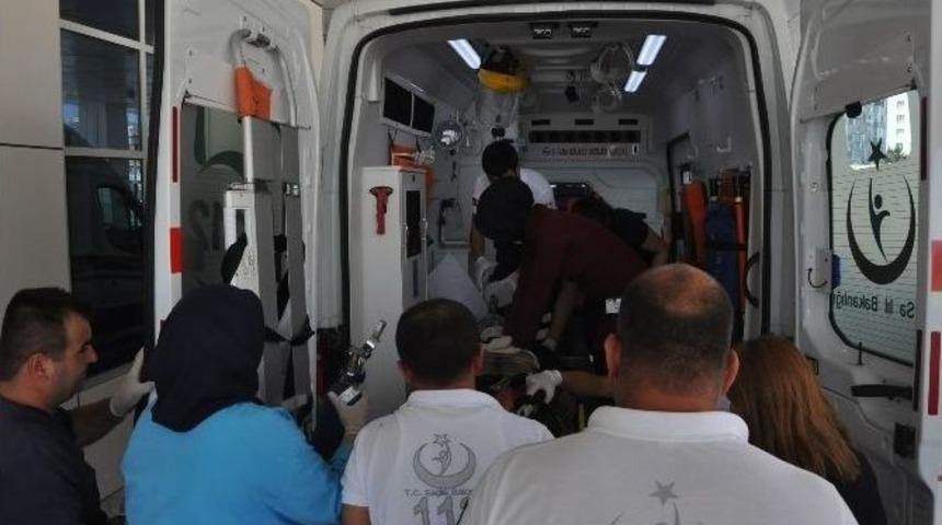 Fabrikada Asans&ouml;r Kazası: 1 &Ouml;l&uuml;, 1 Yaralı