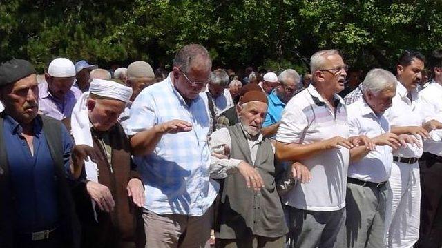 Uludağ’da Yağmur Duasına Çıktılar