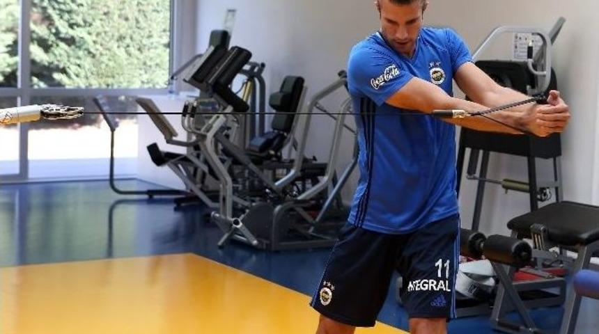 Fenerbah&ccedil;e, Grasshoppers Ma&ccedil;ı Hazırlıklarını S&uuml;rd&uuml;r&uuml;yor