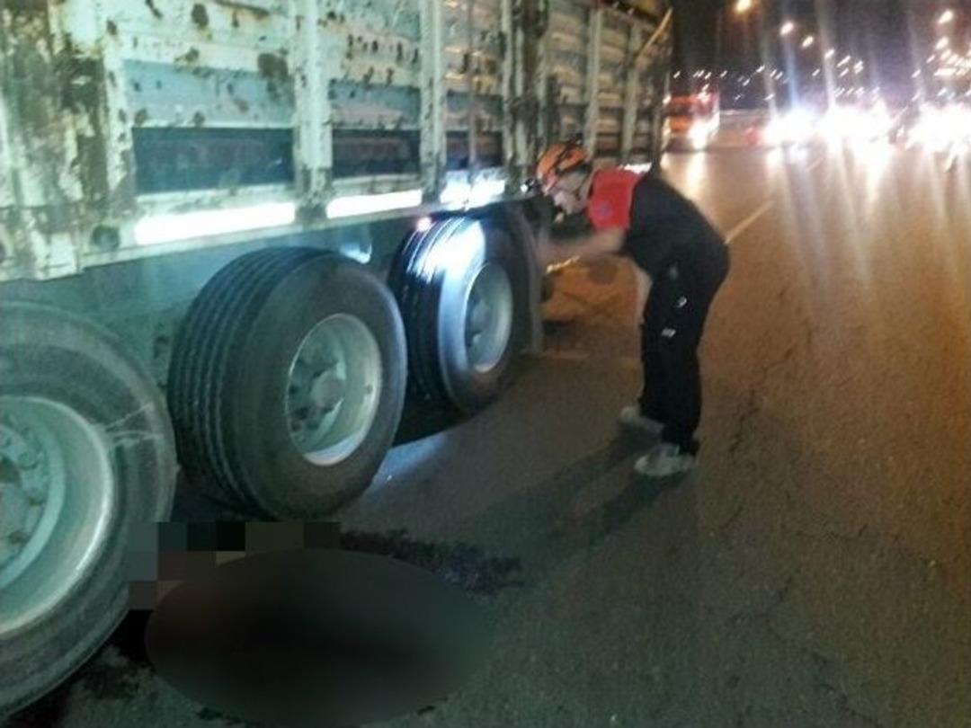 Bursa Otobanında Can Pazarı: 1 &Ouml;l&uuml;, 1 Yaralı