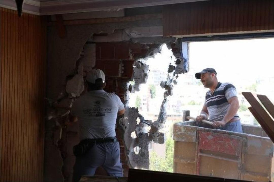 Ey&uuml;p Belediyesi&rsquo;nden Fet&ouml;&rsquo;ye Darbe