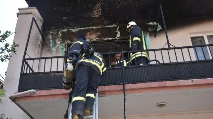 Maden İş&ccedil;isinin Evinde &Ccedil;ıkan Yangın Korkuttu