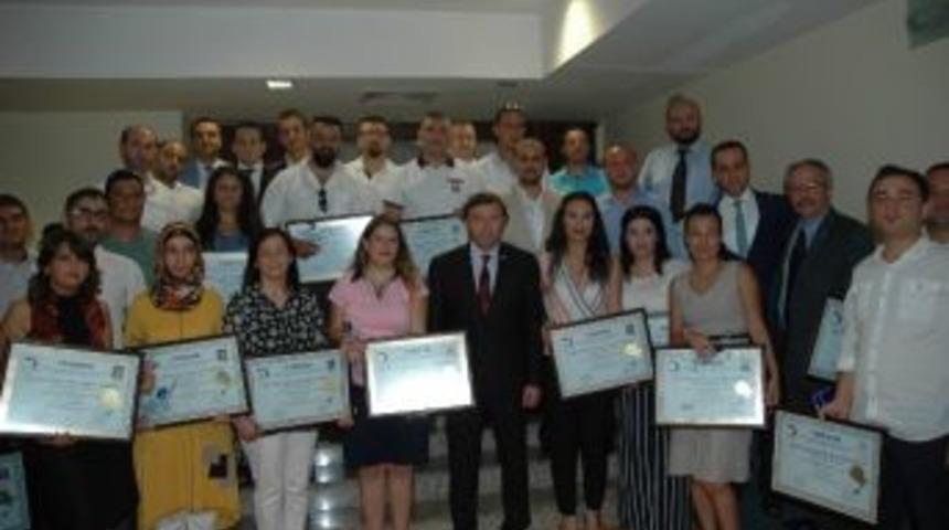 Mali Müşavirler Belgelerini Aldı