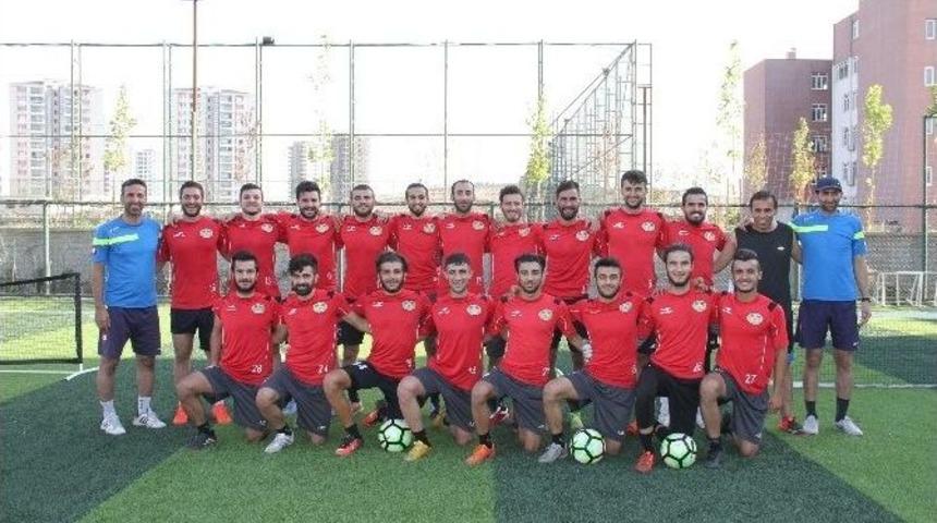 Bağlar Belediyespor Yeni Sezon Hazırlıklarına Başladı