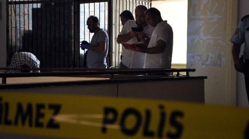 Antalya&rsquo;da Ş&uuml;pheli &Ouml;l&uuml;m