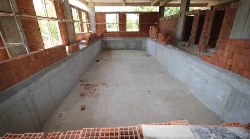 Beyşehir&rsquo;de Hanımlara &Ouml;zel Y&uuml;zme Havuzu