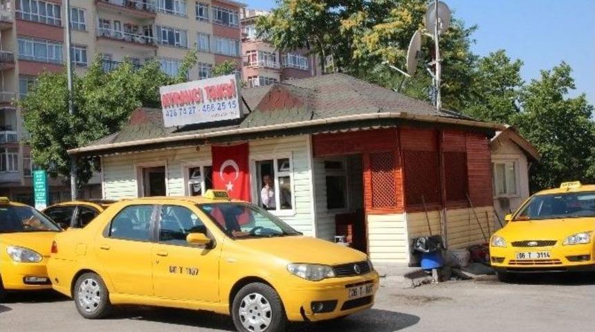 Taksi Durakları Yeni Yıla Hazırlanıyor