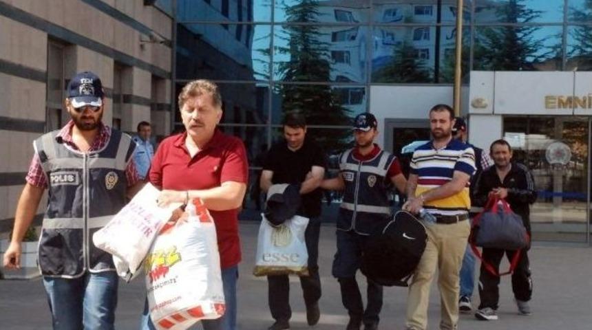 Fet&ouml;&rsquo;ye Destek Sağladığı İddiasıyla &Ccedil;ok Sayıda Esnaf G&ouml;zaltına Alındı