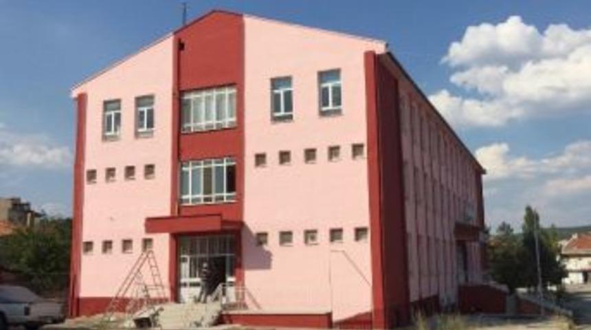 Hisarcık&rsquo;taki Okullarda Bakım Ve Onarım &Ccedil;alışması