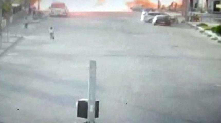 Kızıltepe&rsquo;deki Patlama Anı Ve Panik Kamerada