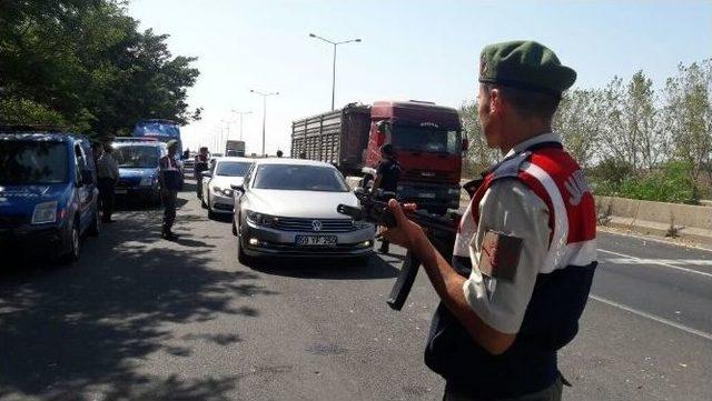 Jandarma Ve Polisin Yol Kontrolleri