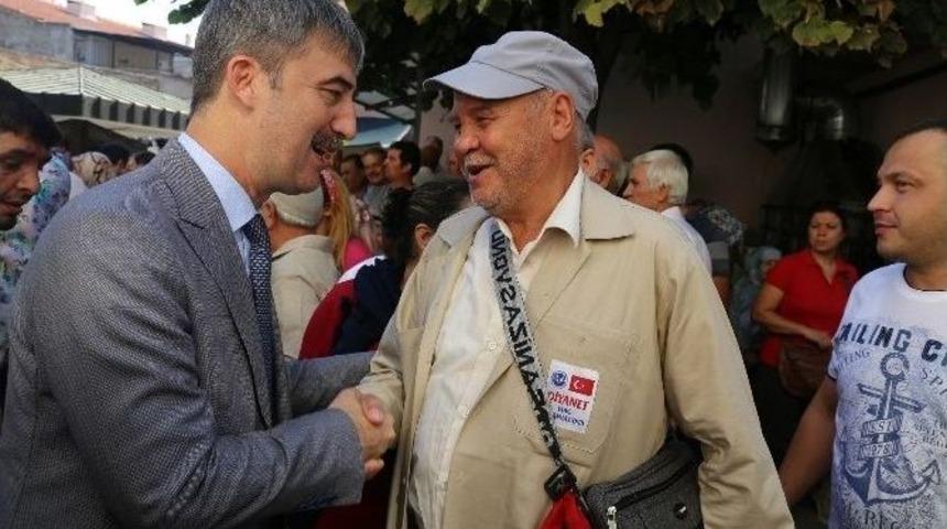 Başkan Şirin Hacı Adaylarını Kutsal Topraklara Yolcu Etti