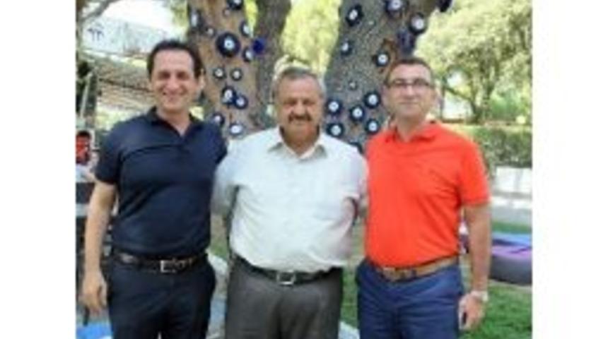 Kampus Sahil Kafede Nazar Ağacı İlgi Odağı Oldu