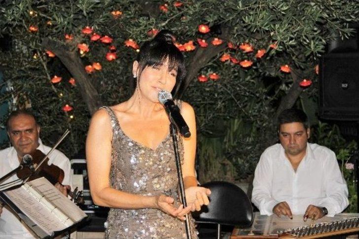 Şevval Sam: “bebeğimiz Haftaya Doğuyor” G4