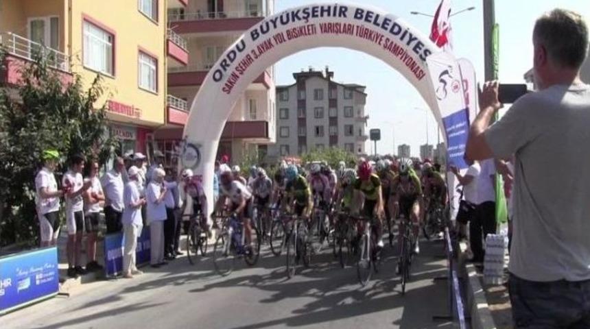 Bisikletin Ustaları Karadeniz&rsquo;de