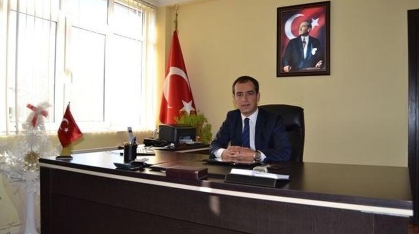 Uşak’ta Bir Vali Yardımcısı Ve Bir Kaymakam Açığa Alındı